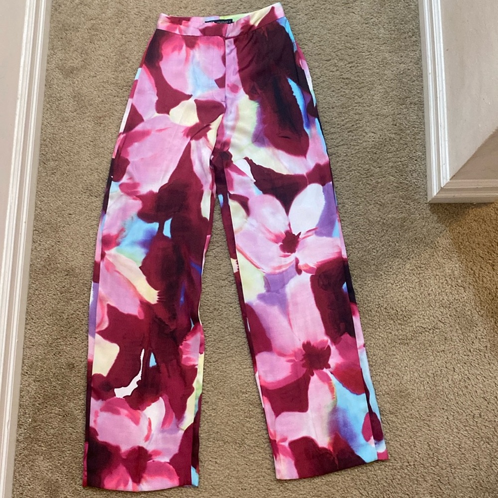 High waist bold floral print pant